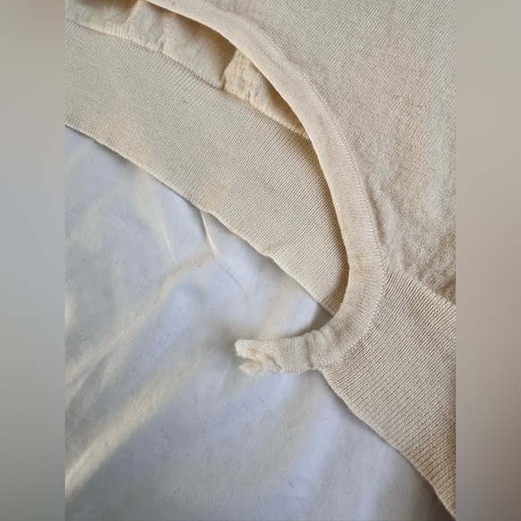 Céline Cream Wool Sweater Size M | Minimalist Luxury Knit | 100% Wool - Picture 15 of 15